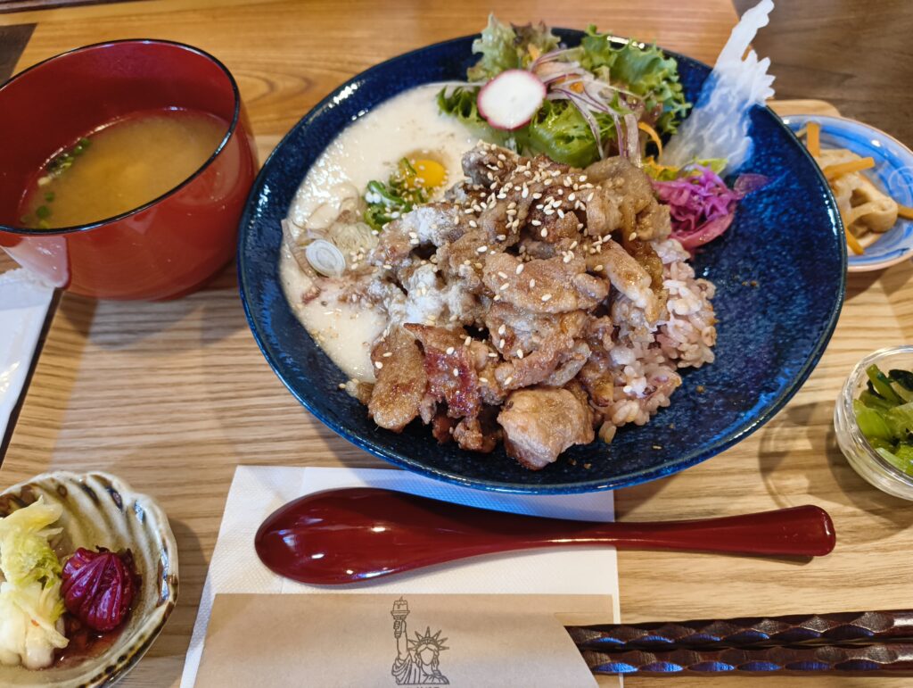 喫茶リバティの日替わりランチ