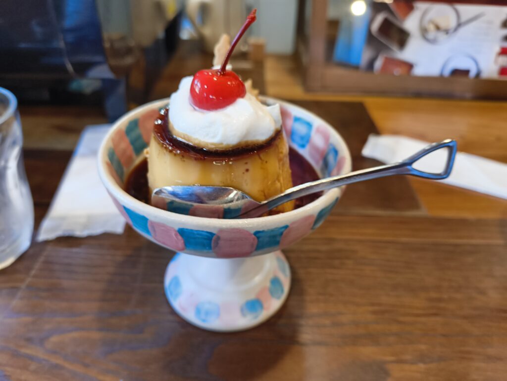 喫茶リバティのレトロプリン