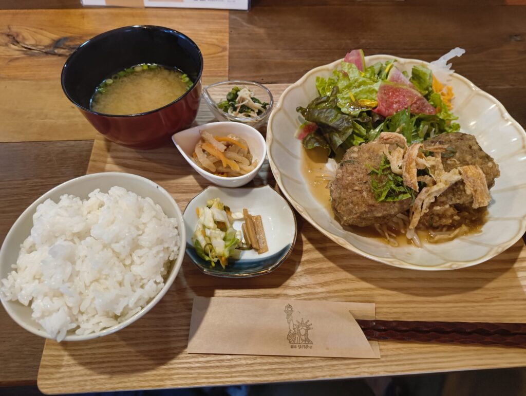 喫茶リバティの日替わりランチ