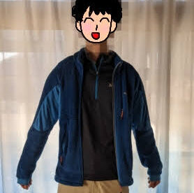 マウンテンイクイップメントのフリースの写真